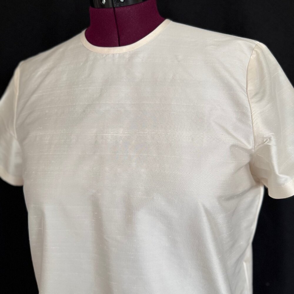 Pure creamy silk, NEW tailor made, crew neck, short sleeve top;  Size 12-14